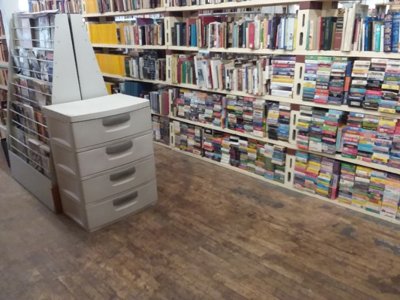 Bookstore  logo
