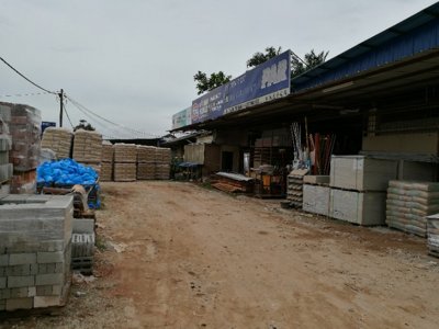 KK BUILDERS HARDWARE & TIMBER SDN BHD  logo