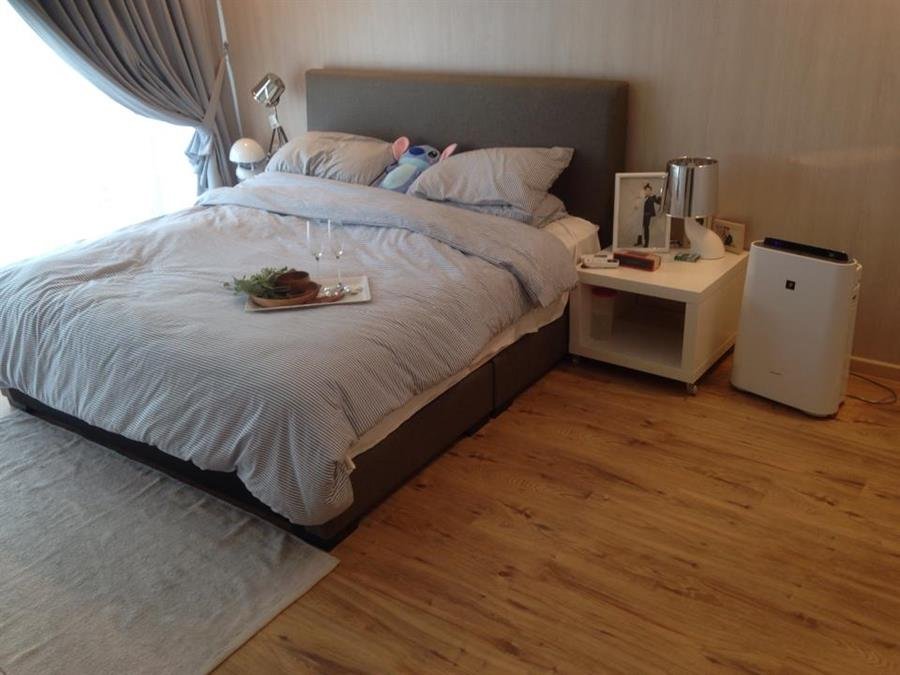 Laminate Flooring 8mm FC1031 Mountain Butternut