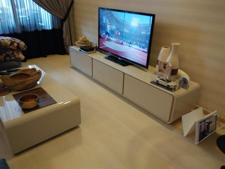 Laminate Flooring 8mm FC1052 Sherbourne Maple
