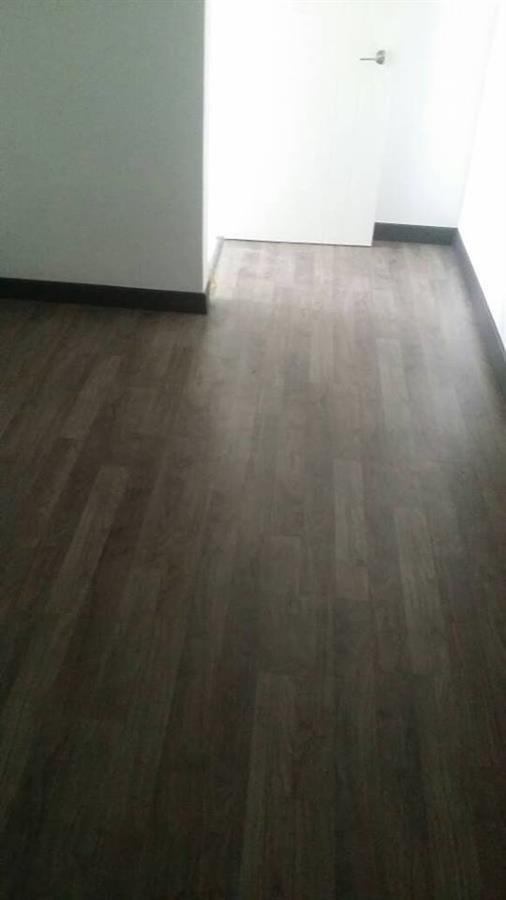 Laminate Flooring 8mm FC2083 Classic Walnut Viva