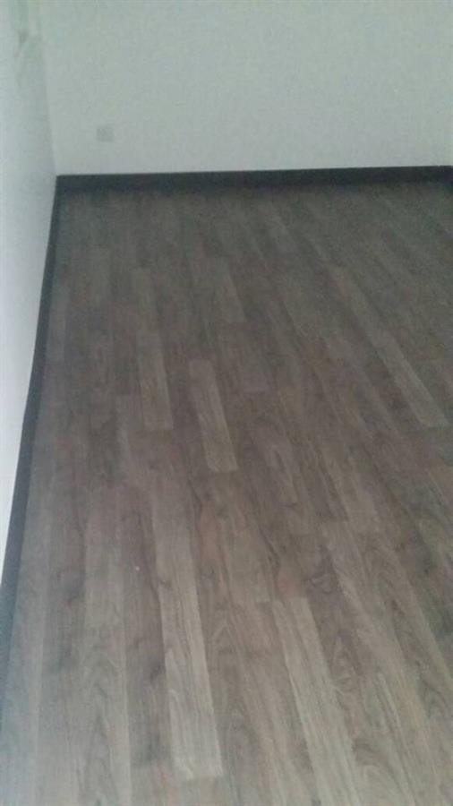 Laminate Flooring 8mm FC2083 Classic Walnut Viva