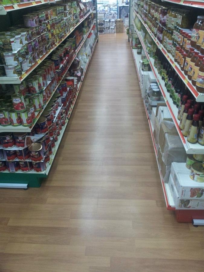 Laminate Flooring 8mm FC3073 Teak Select