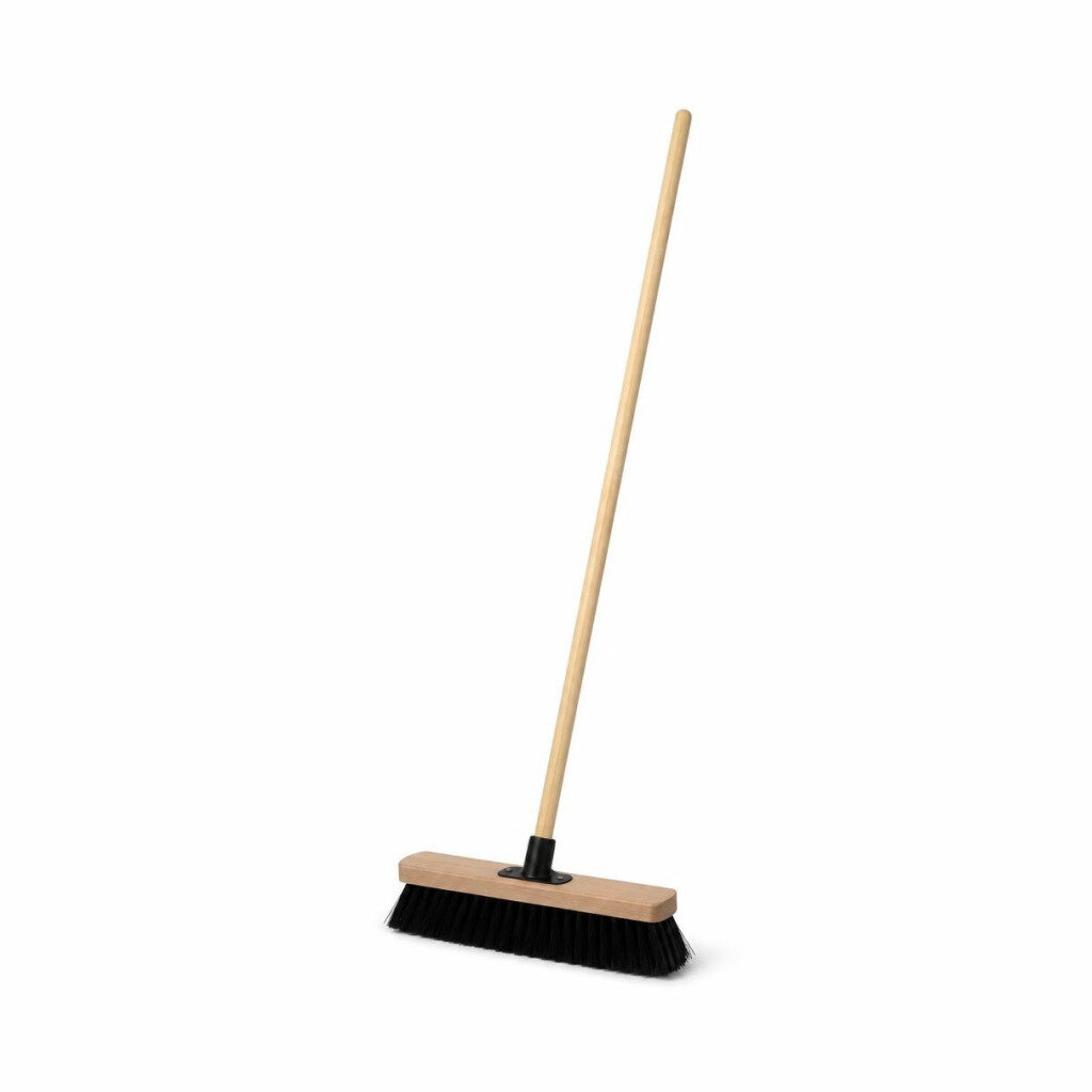 UNI 5118 BROOM WITH HANDLE