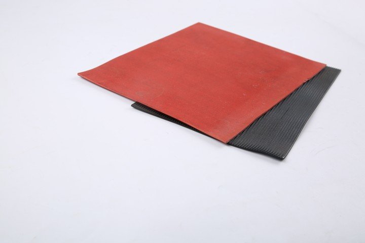 Rubber floor mat in 3-8mm thickness