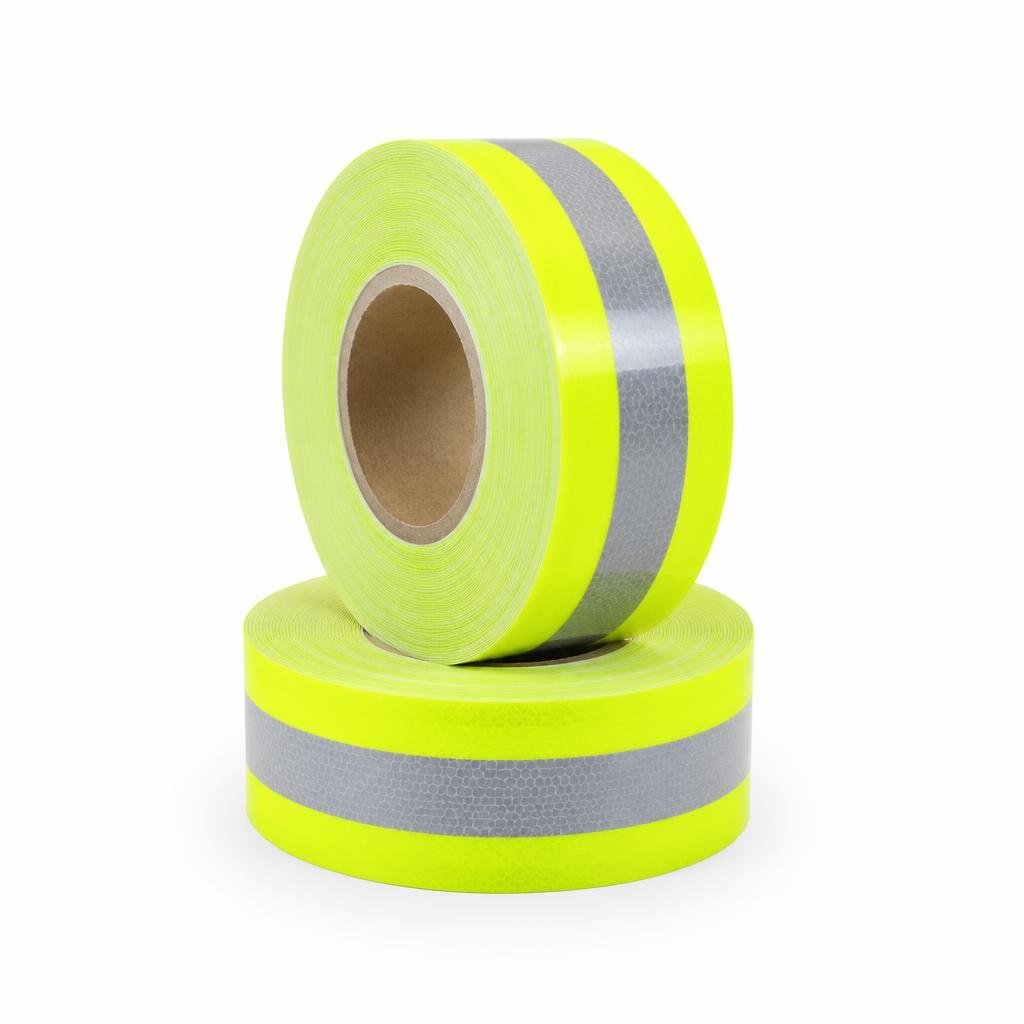 HIGH VISIBLE RLEFLERTIVE STRIPS