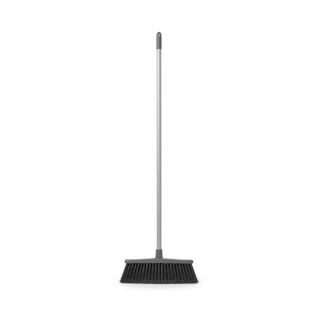 K&H 212 NYLON BROOM WITH HANDLE