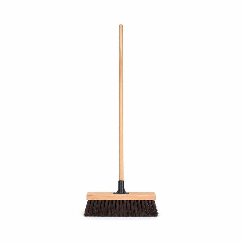 RAYACO 2029 PREMIUM H/DUTY HARD BROOM WITH WOODEN HANDLE (BIG)