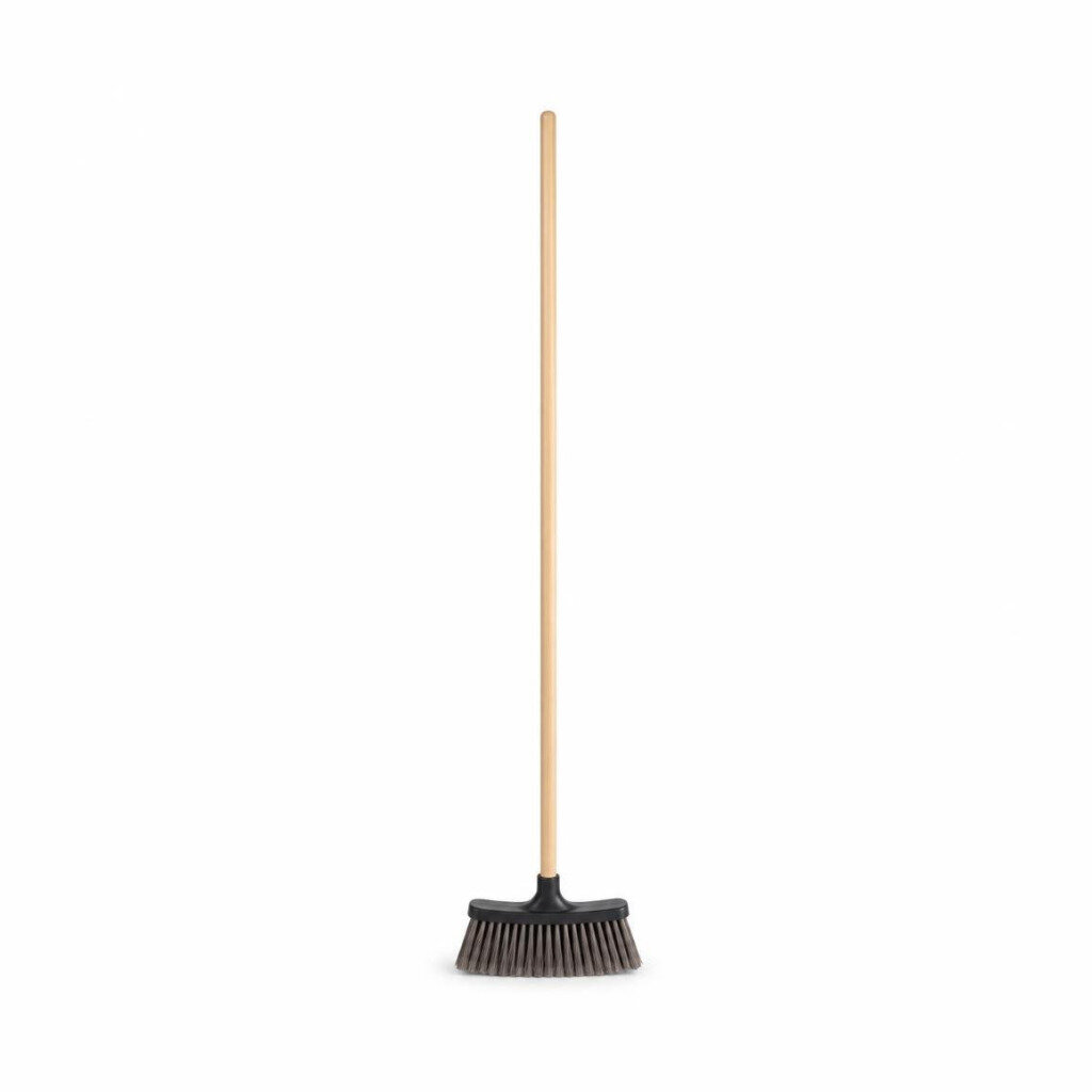 UNI 5106 BROOM WITH HANDLE