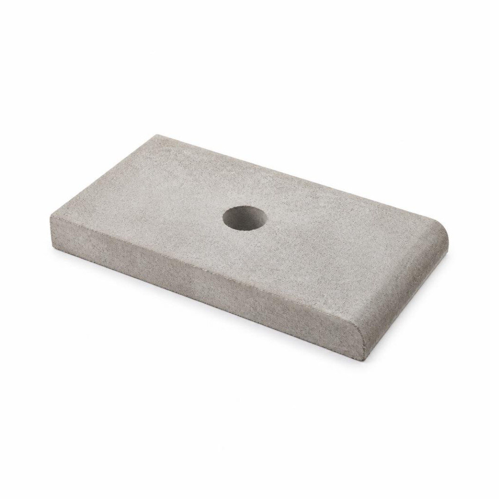 ROAD KERB WITH HOLE 1FT X 2FT X 5"