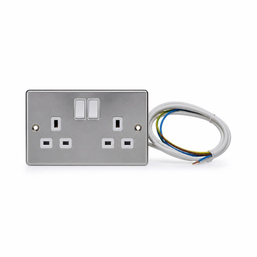 AEROTECH 13A 2G METAL SWITCH SOCKET C/W WIRE