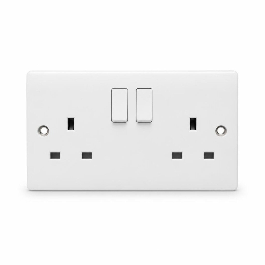 SUM 13A 2G SWITCH SOCKET