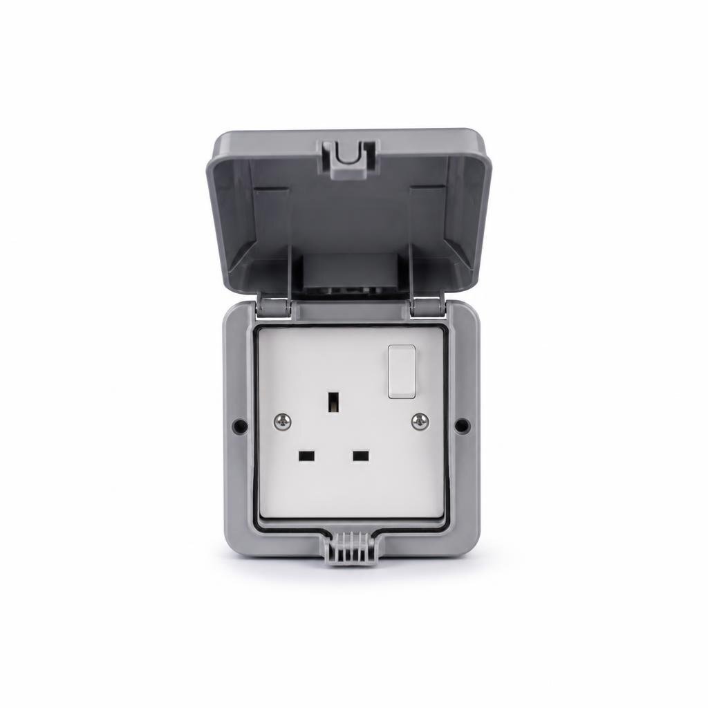 13A WEATHERPROOF SWITCH SOCKET