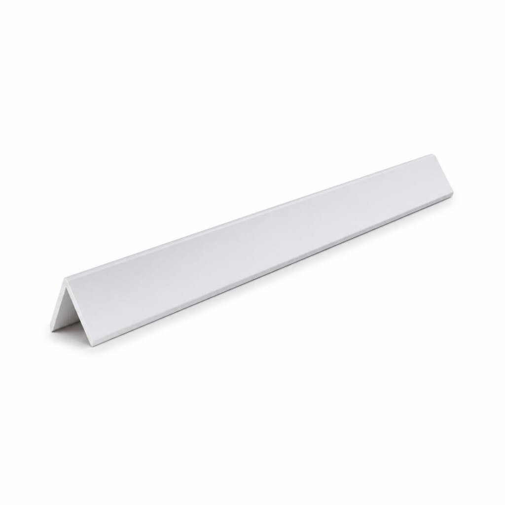 KW65050 35 X 35 X 50MM X 2.0M PVC TIANGLE CHAMFER