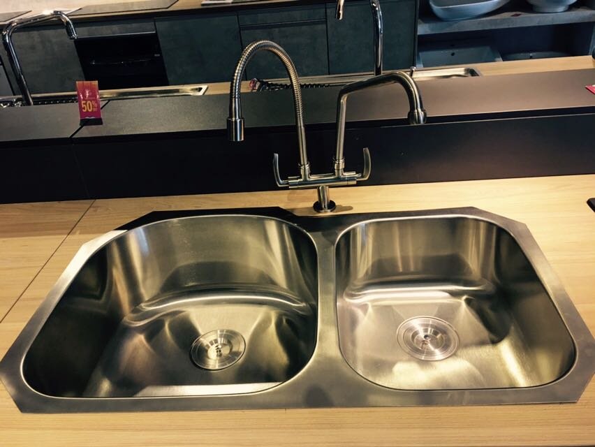 [LK-8653T] LANKEE STAINLESS STEEL 304 SINK UNDERMOUNT DOUBLE BOWL SINK (HAND MADE)