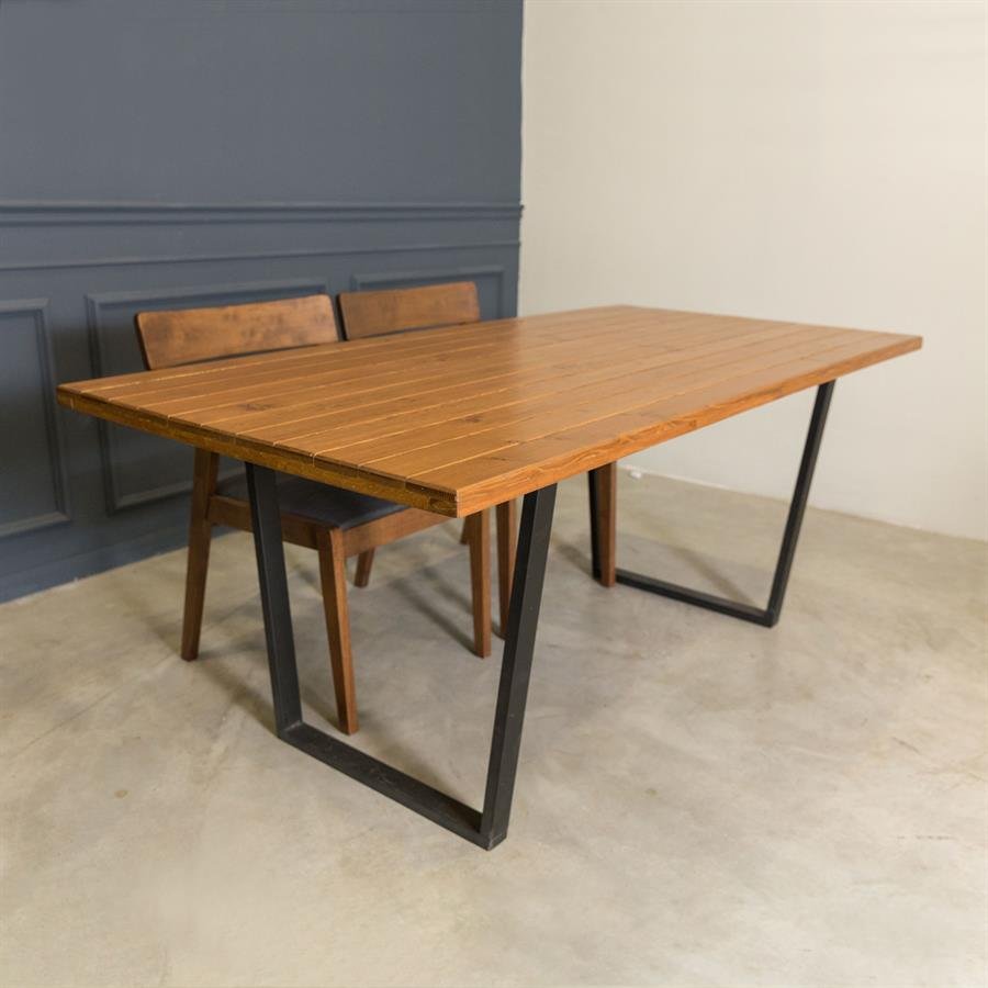 PITTISH Dining Table (PRE-ORDER)