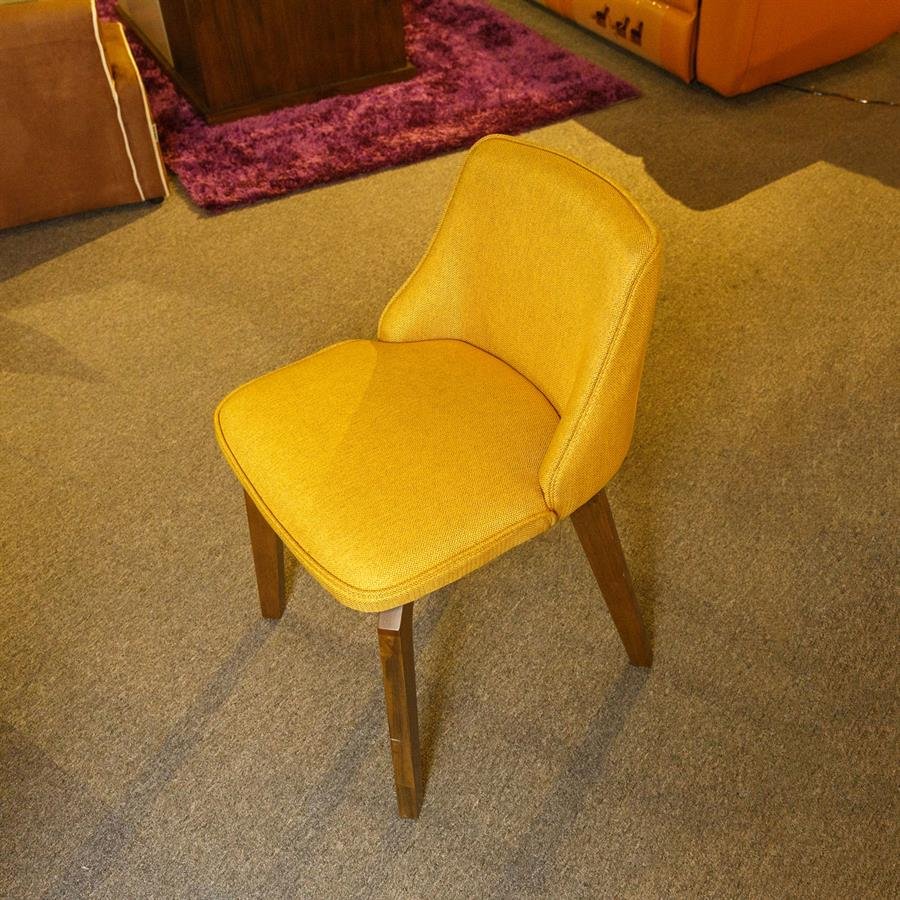 Chic Chair