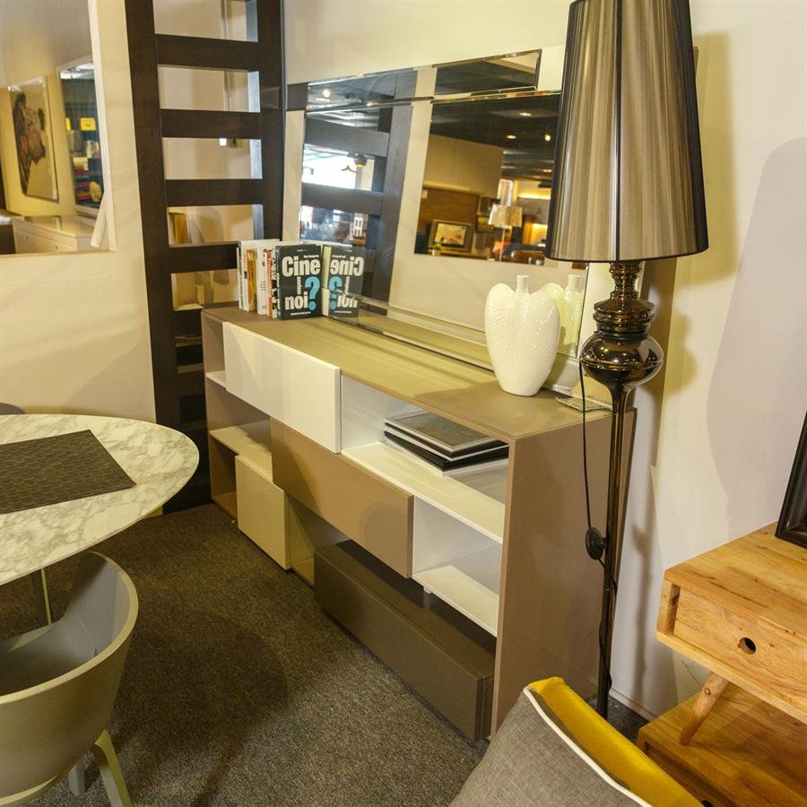 Console Desk With Mirror HT3702CST + CSM
