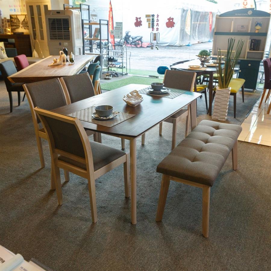 Armani Dining Set + 1 Bench