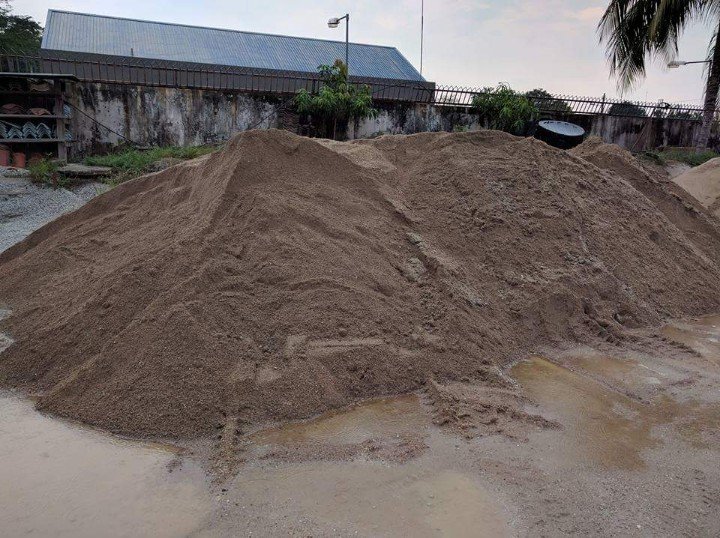 ROUGH SAND