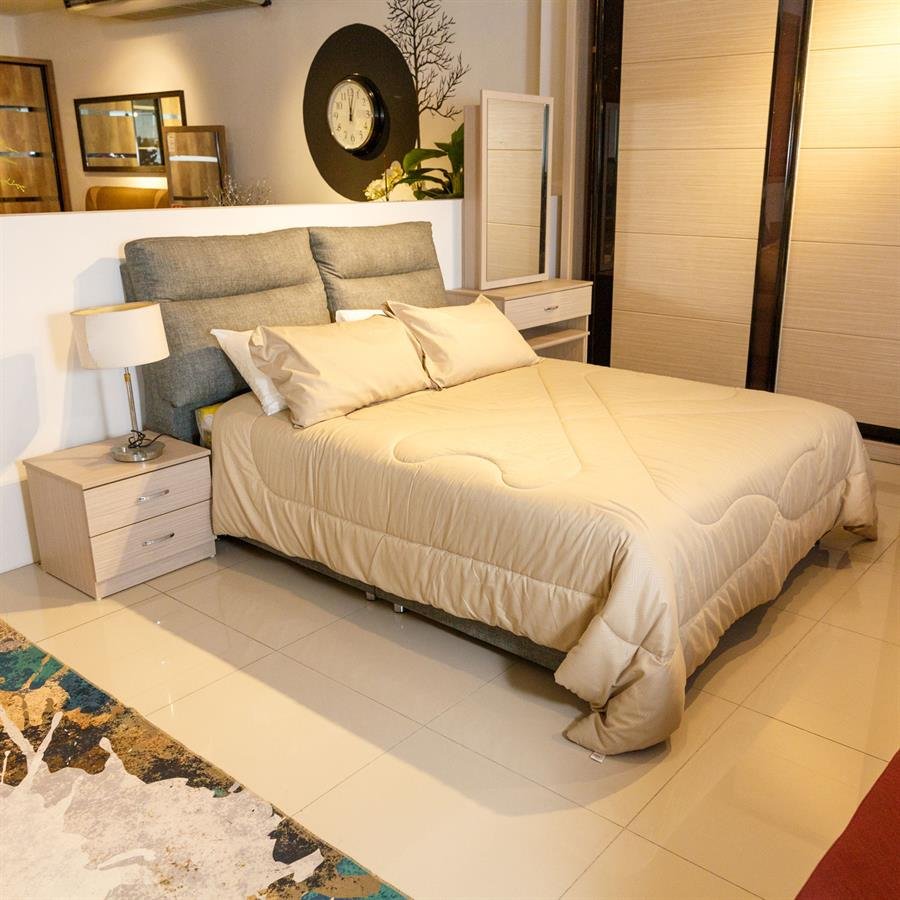 Bedroom Set 8'X8'