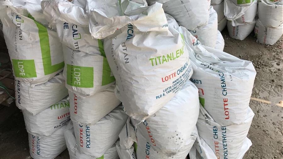 Packing Sand / Pebbles