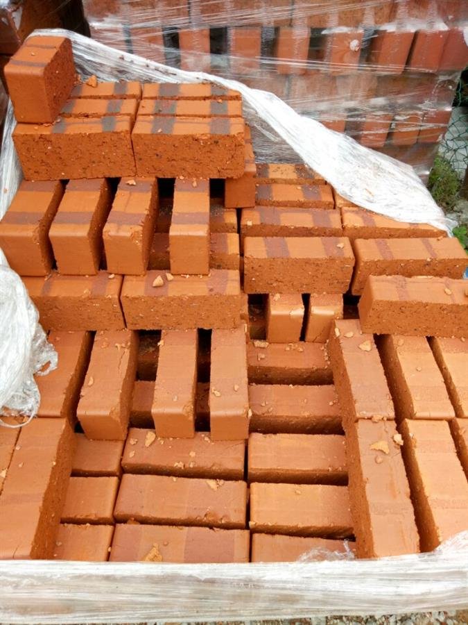 Common Red Brick