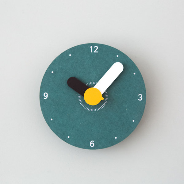 C 019 Funky Clock
