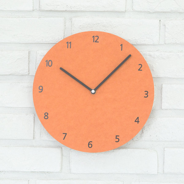 C 014 Simple Clock