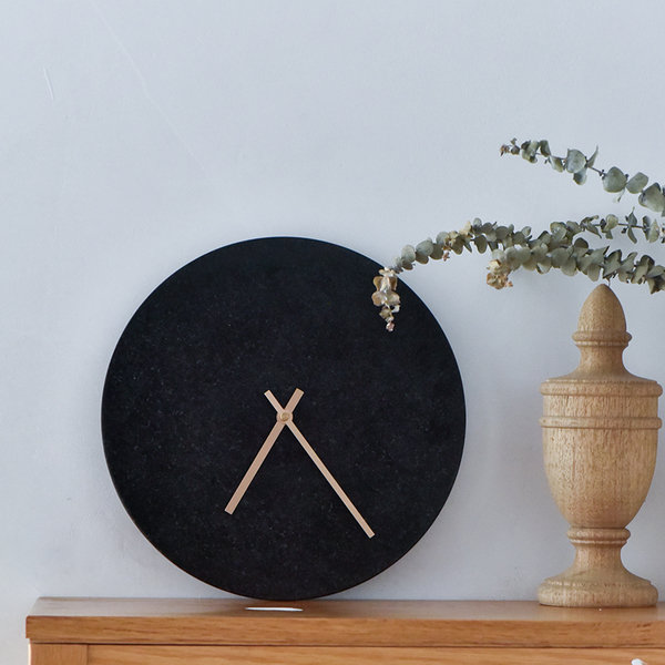 HA 001 Natural Black Marble Clock