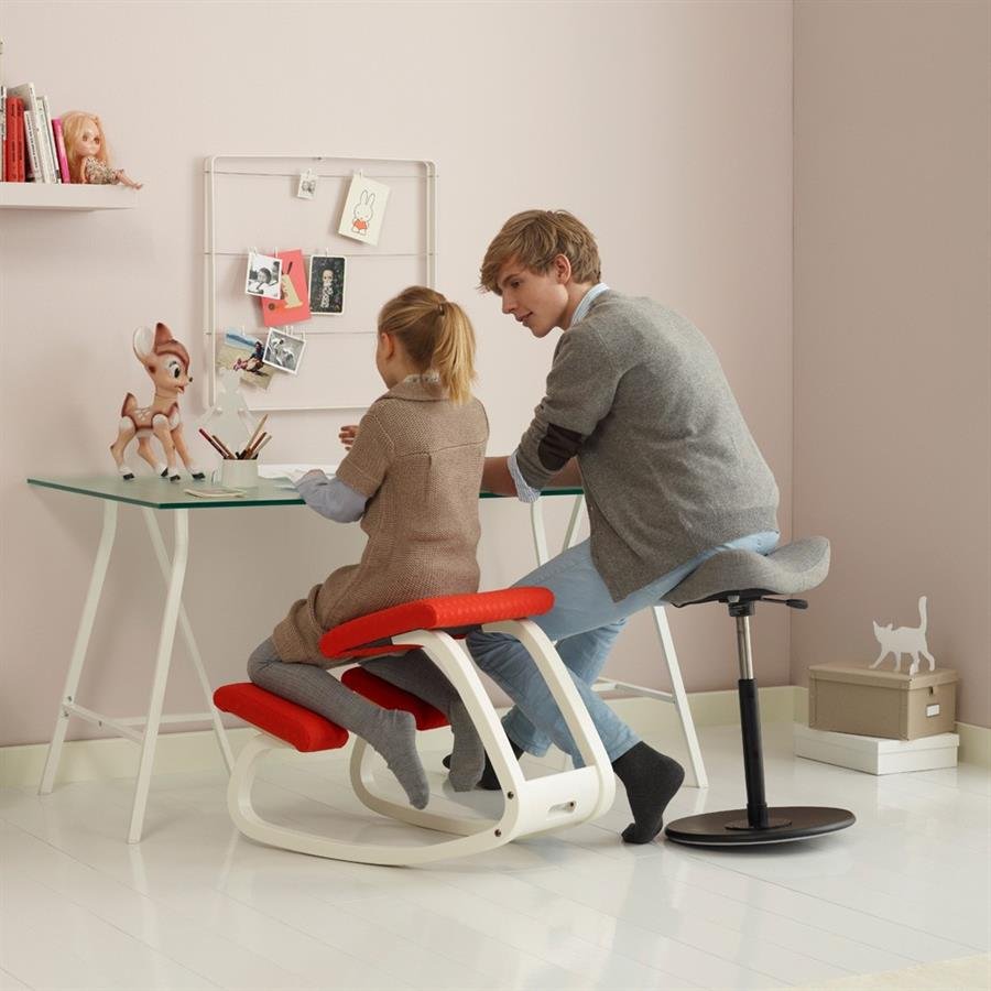 Solid wood kids ergonomic kneeling stool-red