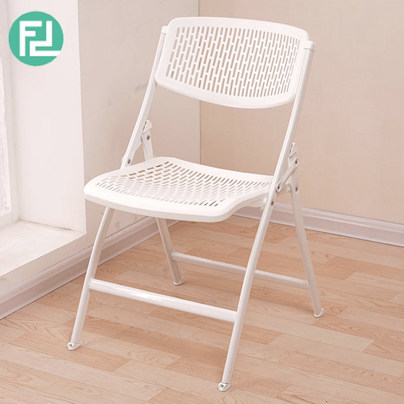 IRIS heavy duty metal folding chair- black/ white