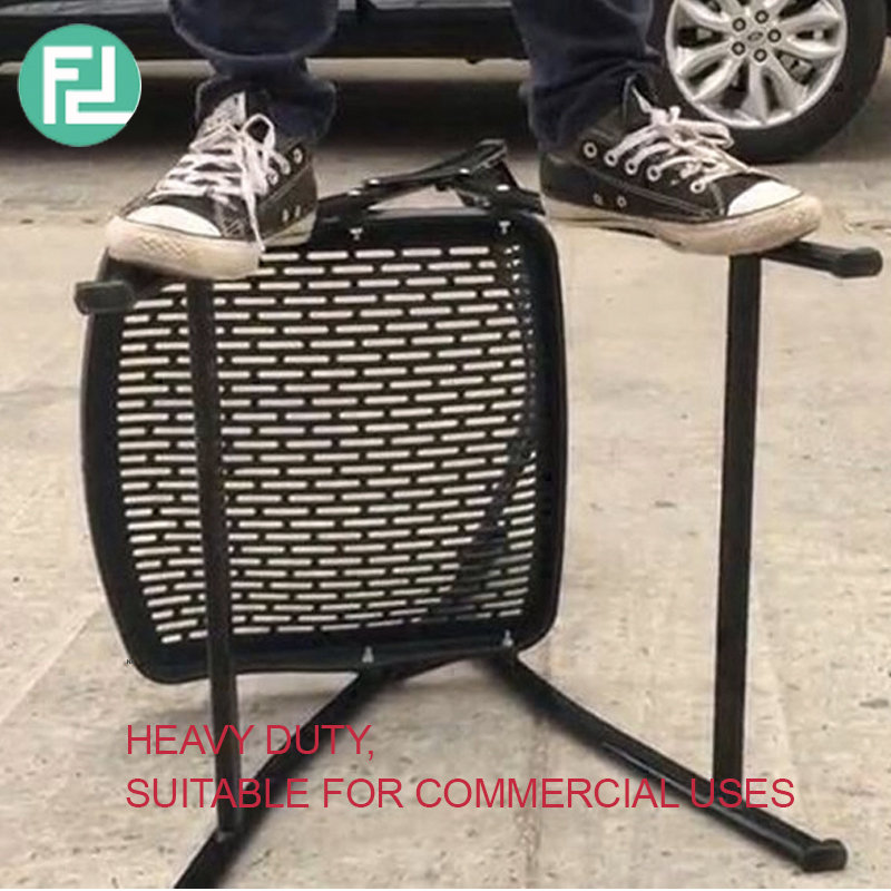 IRIS heavy duty metal folding chair- black/ white