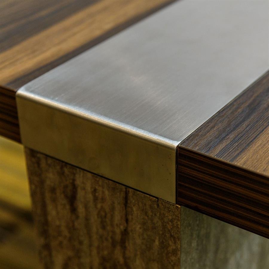 EXECUTIVE SERIES - VEER