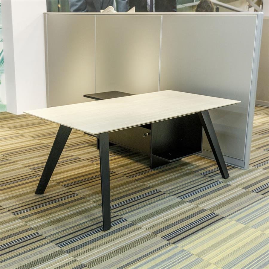EXECUTIVE SERIES - YUVA