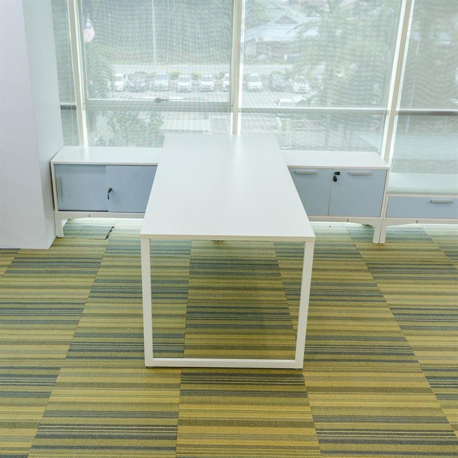 EXECUTIVE SERIES - PLATZ