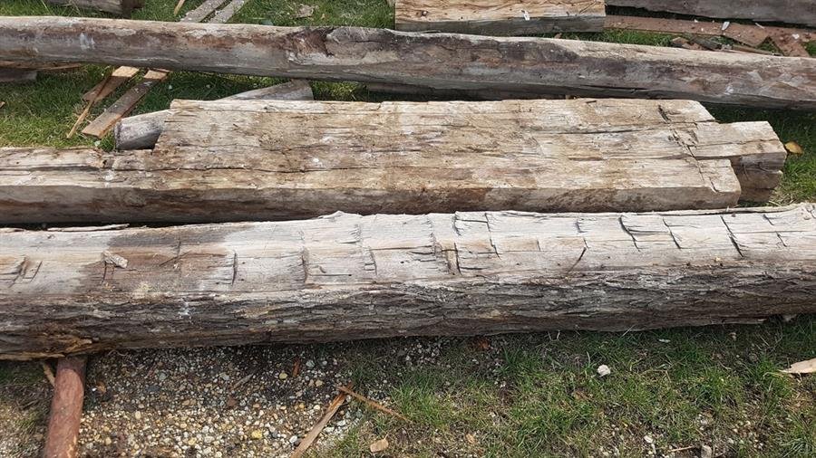 Reclaimed Old Growth White Oak Beem/plank