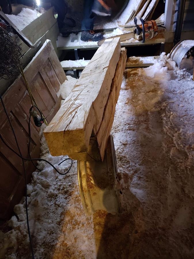 Reclaimed Old Growth White Oak Beem/plank