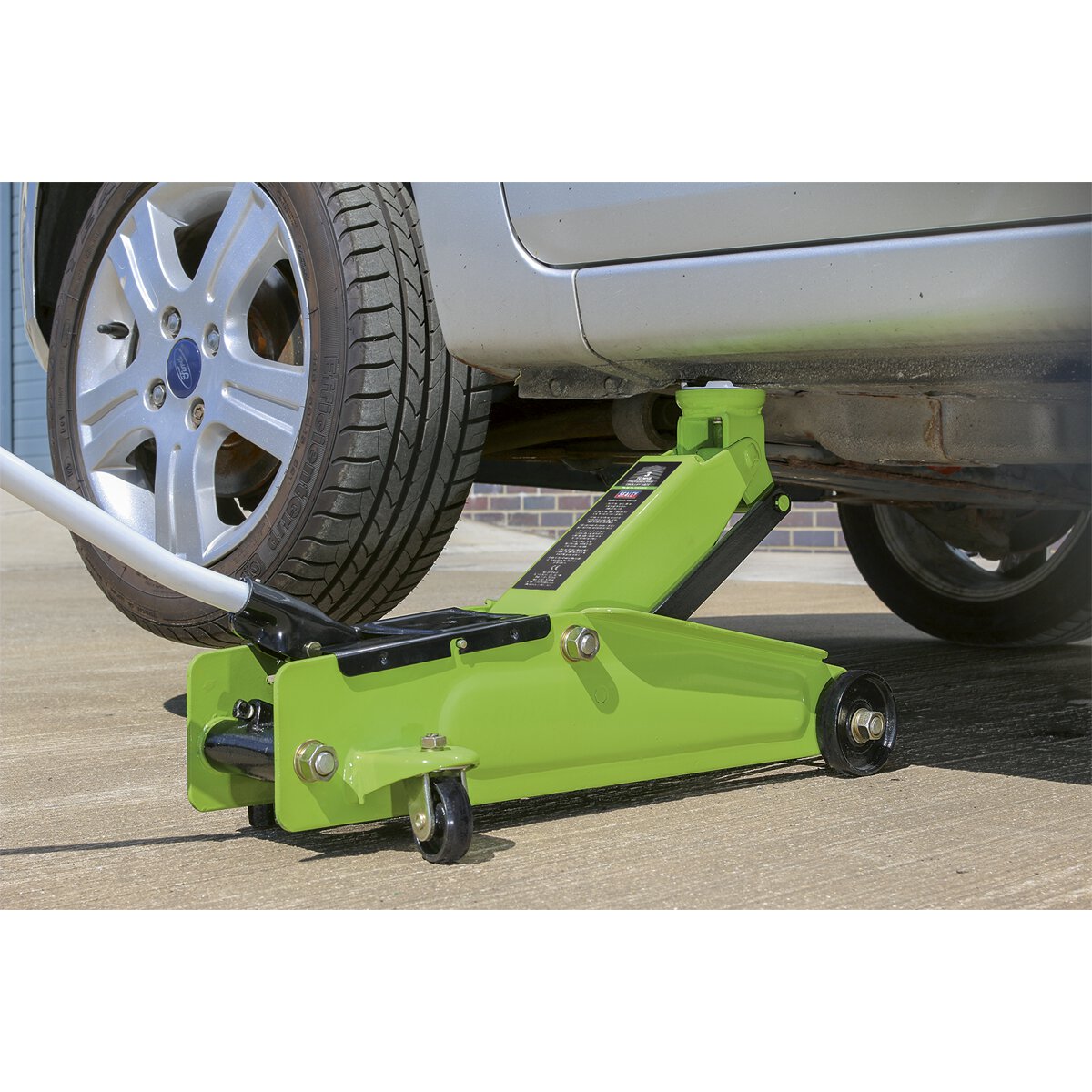 Trolley Jack 3tonne Long Chassis Heavy-Duty Hi-Vis