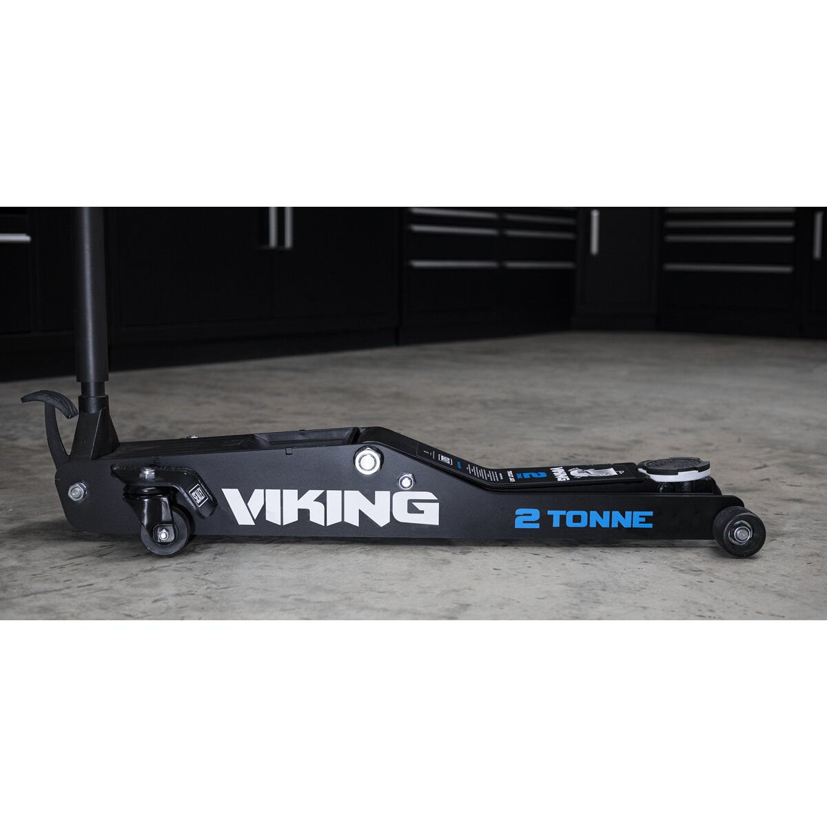 Viking Low Entry Long Reach Trolley Jack 2tonne with Rocket Lift