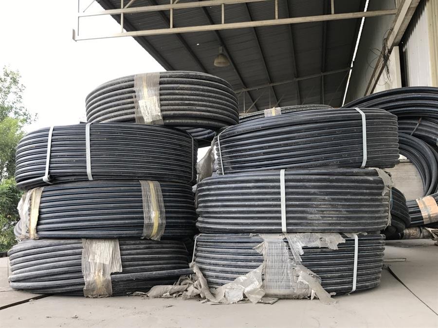 Poly Tube