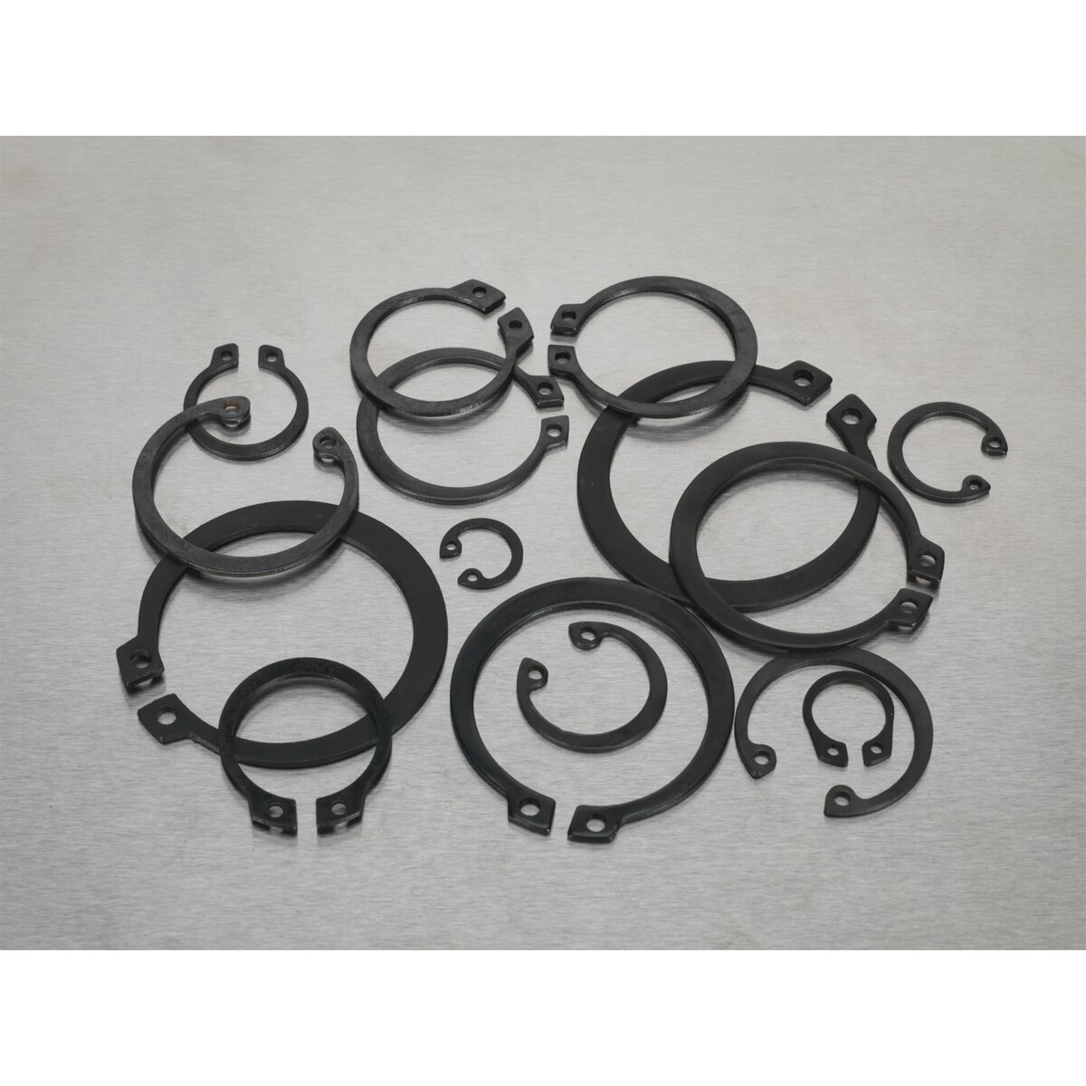 Circlip Assortment 200pc Internal & External Metric