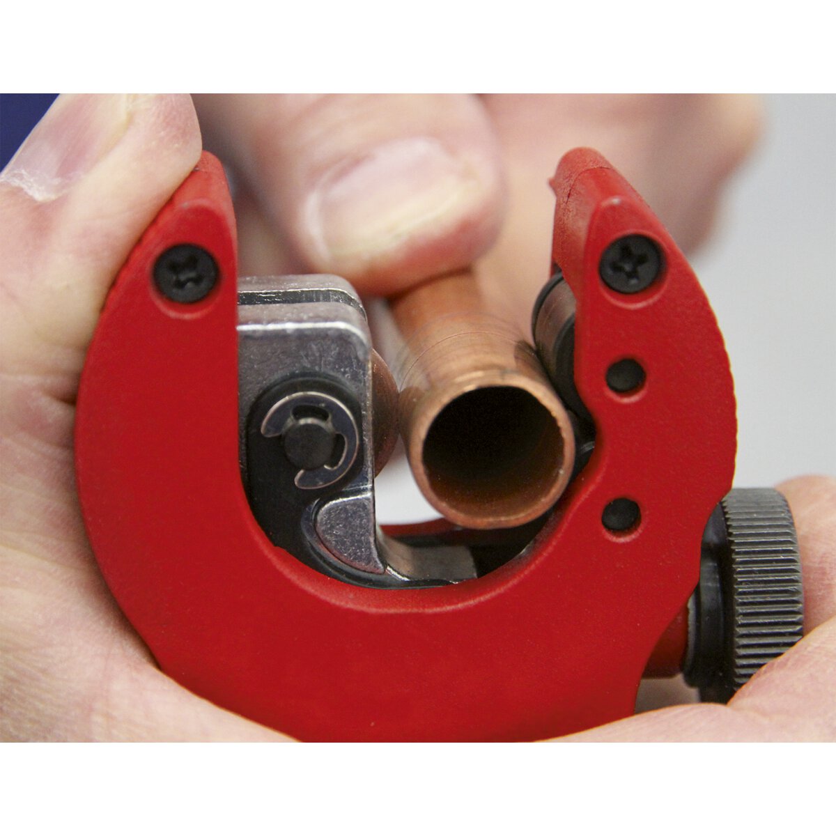Ratcheting Pipe Cutter 2-in-1 Ø6-28mm