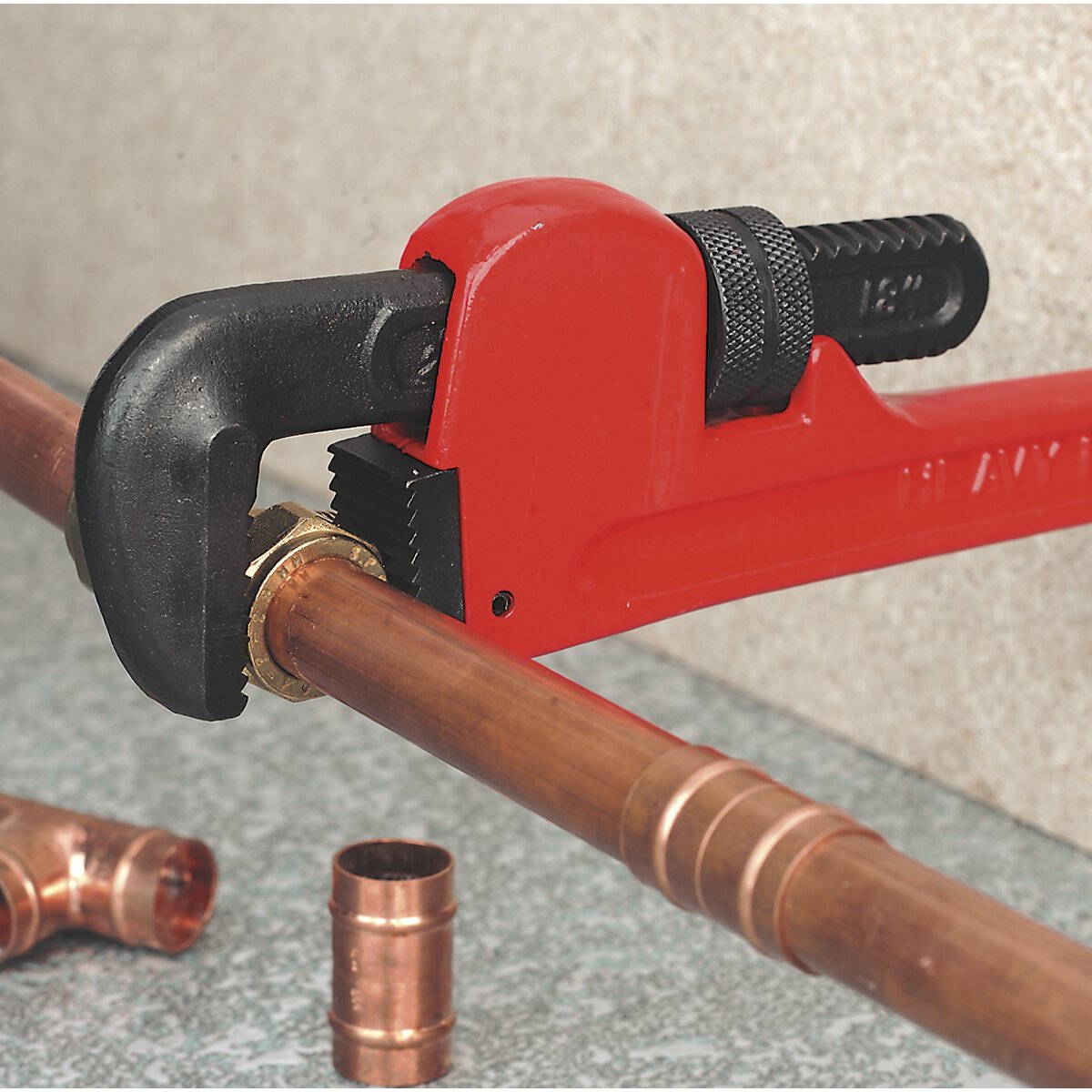 Pipe Wrench European Pattern 300mm Cast Steel