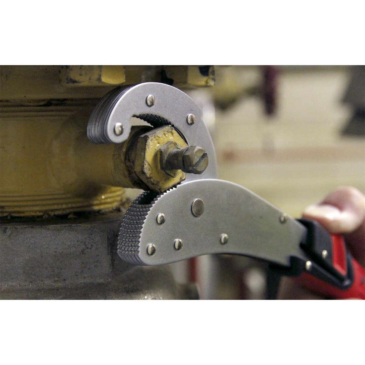 Heavy-Duty Quick Release Auto-Adjustable Pipe Wrench Ø6-25mm