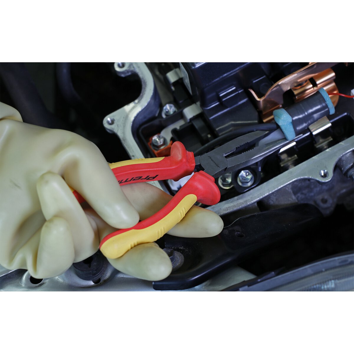 Long Nose Pliers 200mm VDE Approved