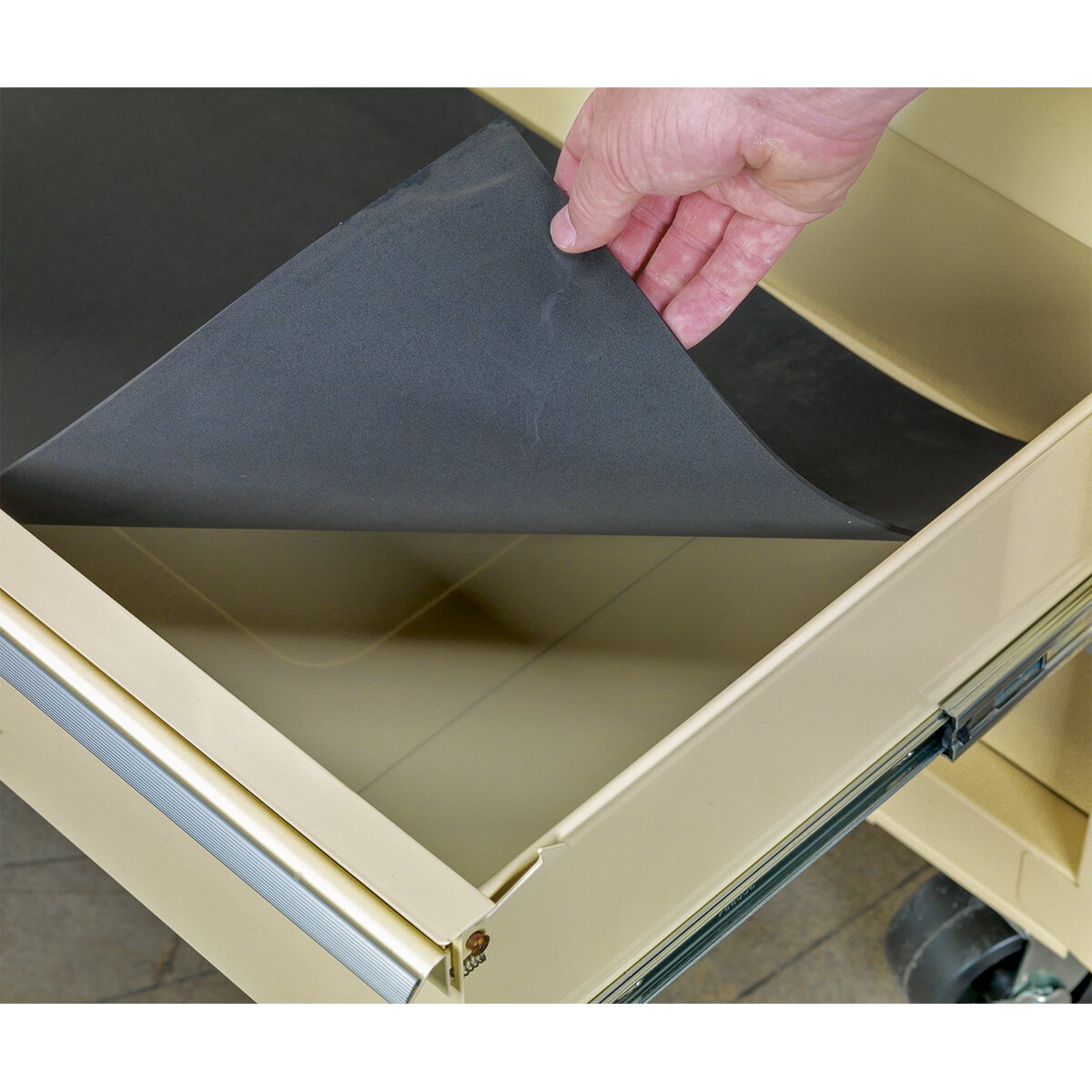 Rollcab 4 Drawer Retro Style