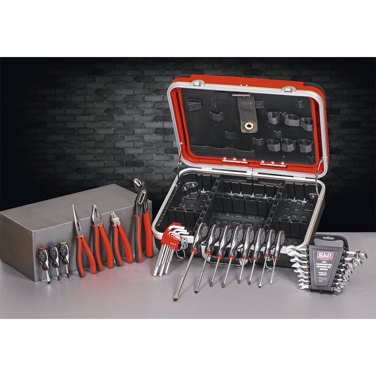 Professional HDPE Tool Case Heavy-Duty & 32pc Tool Kit