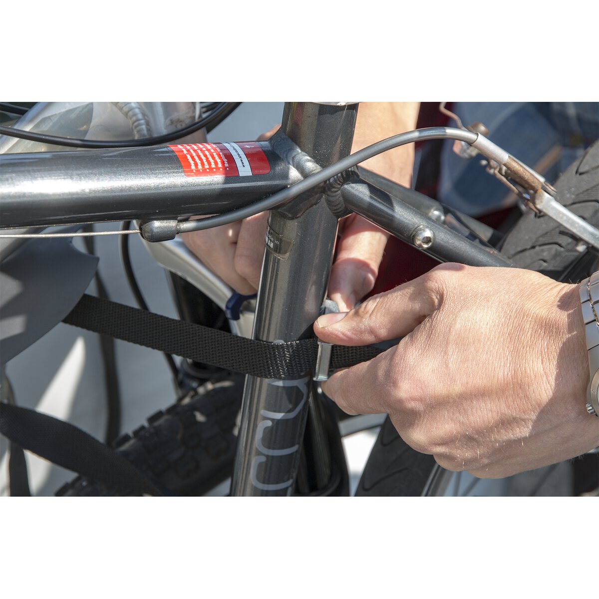 Rear Bicycle Carrier 5 Strap Fixing Maximum 3 Bicycles