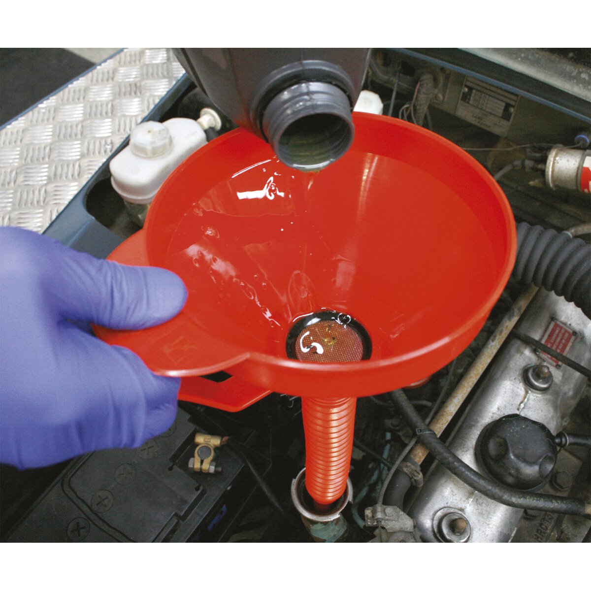 Funnel with Flexible Spout & Filter Medium Ø160mm